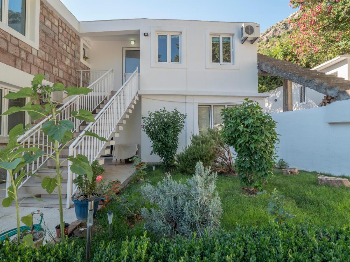 Apartman Tomy Garden House