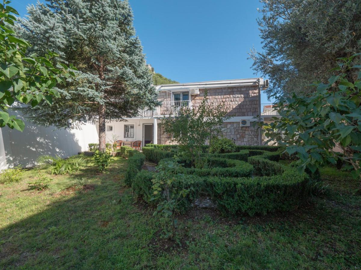 Tomy Garden House Apartman Budva